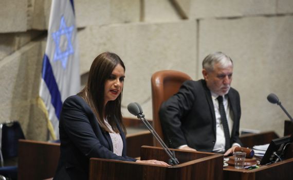 הצעת חוק: מי ישלם דמי מחלה לנכנסים לבידוד?