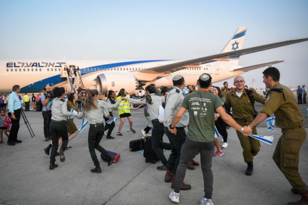 להציל את יהודי הגולה – לא את הגלות