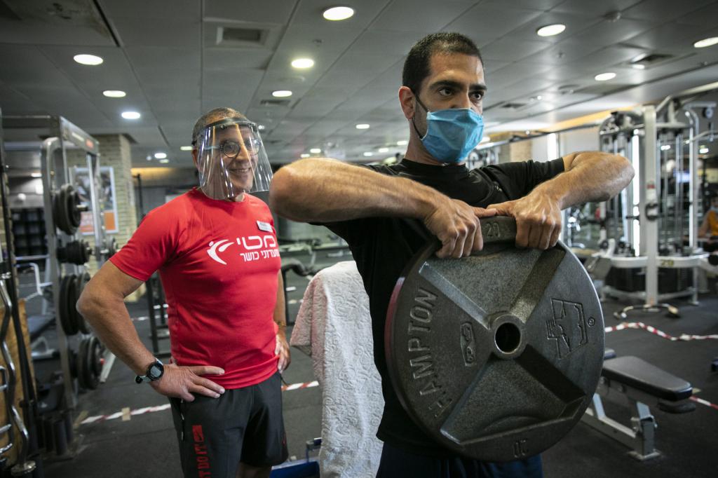 משרד הבריאות בהודעה נגד מאמן הכושר וכוכב הרשת