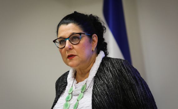 אושר: זאת המחליפה של פרופסור סיגל סדצקי