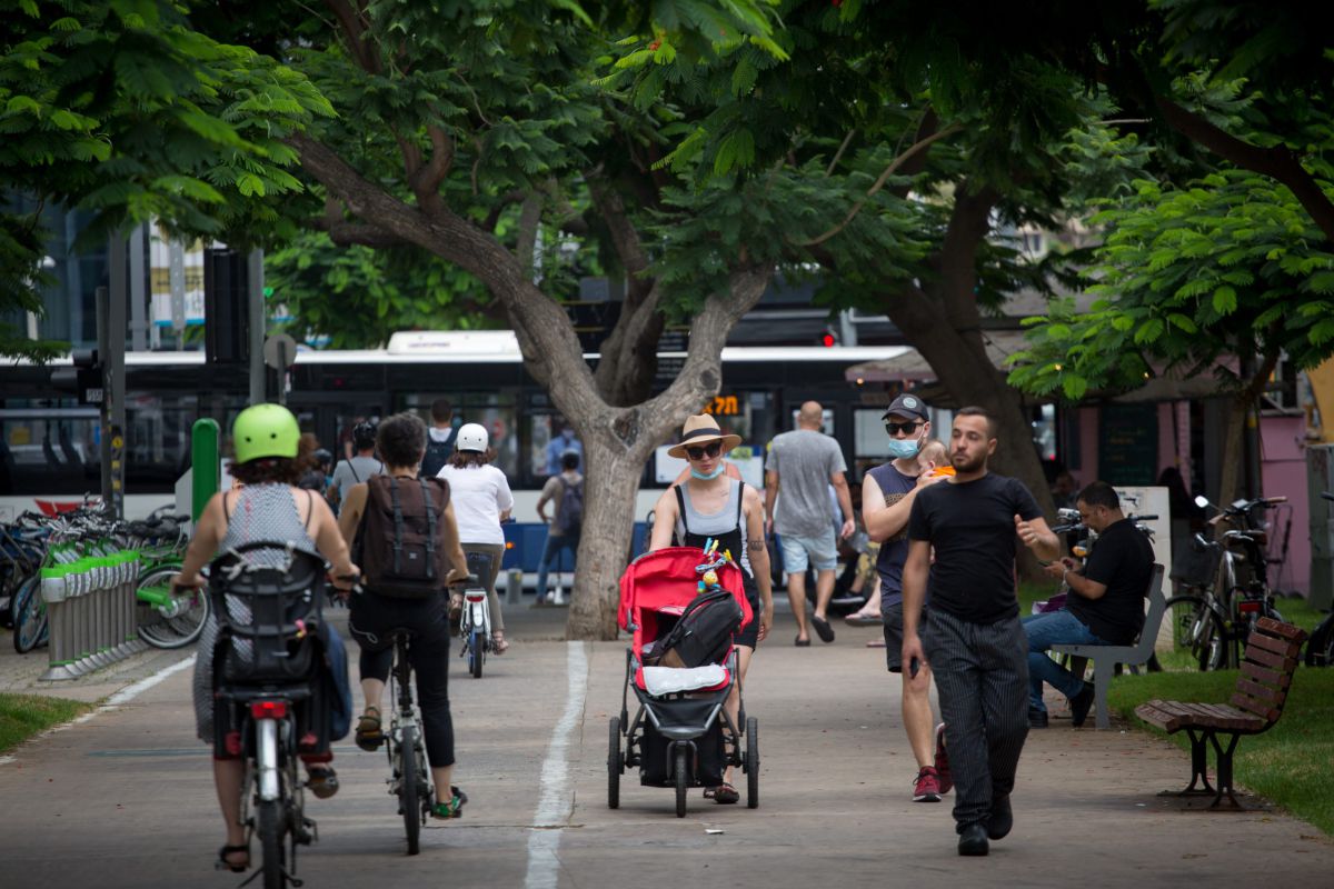 כתב אישום: 2 צעירים מאלעד דקרו ללא סיבה עובר אורח בתל אביב