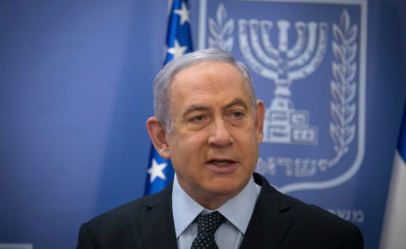 מקורבו של נתניהו: הציבור אשם במצב