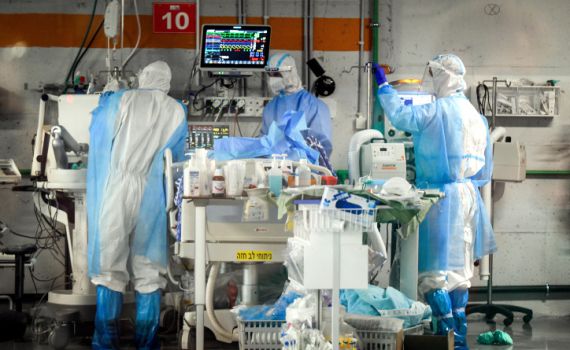 קורונה, נשבר שיא יומי: מחצות נדבקו 868 בני אדם