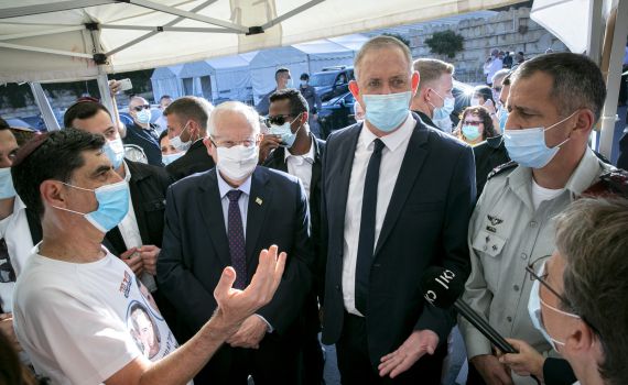 משפחת גולדין: לא להחזיר את גופת אסיר חמאס שמת