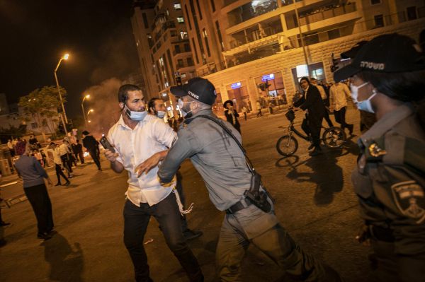 בכירי הזרם הליטאי נגד ההפגנות: "לא דרך התורה"