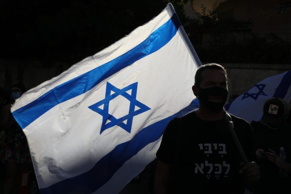 הדגלים השחורים: מחר נפגין מול הבית של אוחנה בת"א