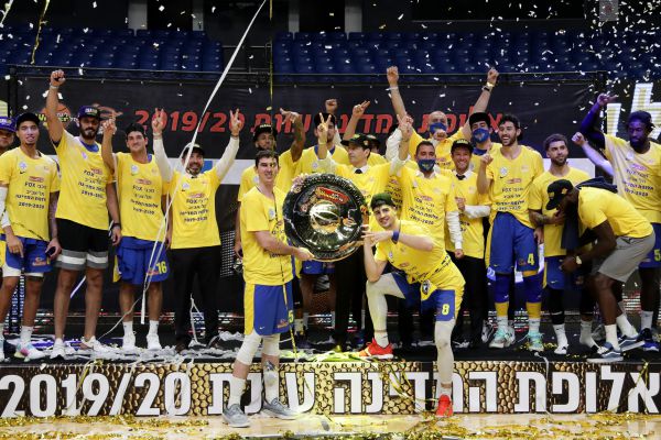 בפעם ה-54 וה-3 ברצף: מכבי תל אביב אלופת ישראל