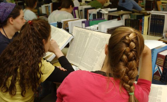 המהפכה כבר פה: אדישות לא אפשרית בציונות הדתית