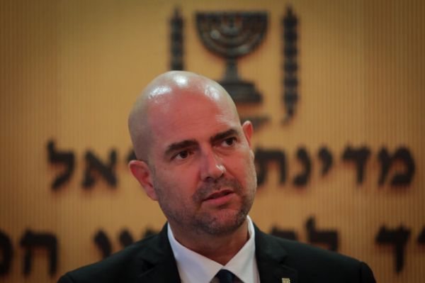 השר אוחנה: כהונת מ"מ המפכ"ל תוארך בחצי שנה