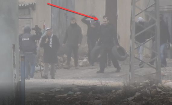 צו הבאה נוסף נגד פעיל השמאל יונתן פולק