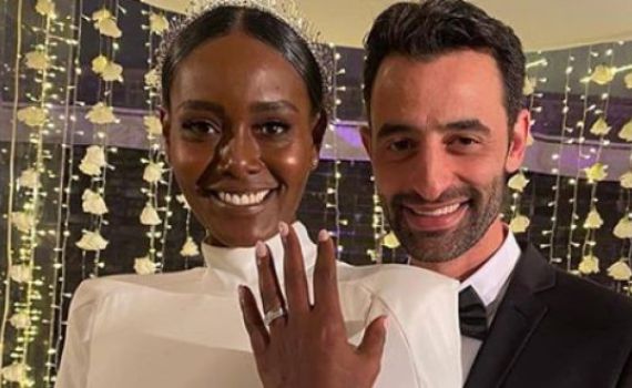 מזל טוב: טהוניה רובל חובקת בת בכורה