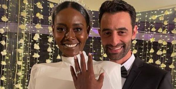 מזל טוב: טהוניה רובל חובקת בת בכורה