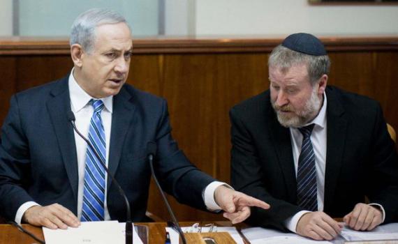 פרקליטי נתניהו: החקירות בוצעו ללא אישור חוקי