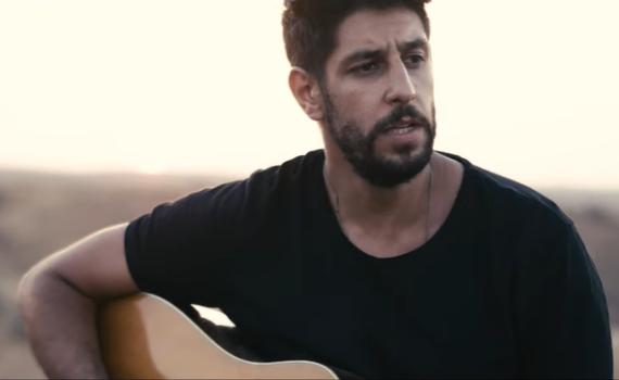 "יש אלוקים גדול": עידן עמדי בשיר מרגש לקורונה