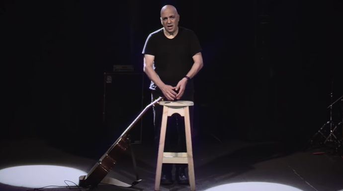 המוזיקאי הישראלי יוצא במחאה: "כמה אפשר". צפו