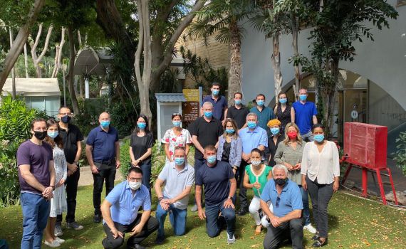 שני שרים נוספים וח"כית מכחול לבן נכנסו לבידוד