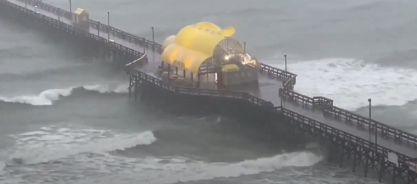 ארה"ב: סופת הוריקן הותירה עשרות אלפים ללא חשמל