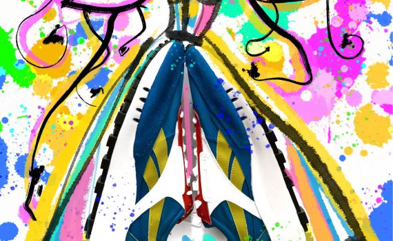 נעליים מיוחדות: שנים עשר יוצרים קיבלו אתגר אופנתי