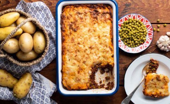 סורגים שבת: 3 מתכונים מנצחים עם תפו"א ובשר