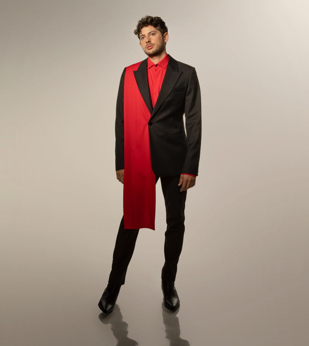 לצאת מהקופסה: הדוגמן המסורתי ביום אופנת הגברים