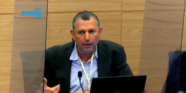 משרד הבריאות: "יש חולה אחד ביום מהנכנסים לארץ"