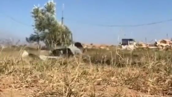 צפו: צה"ל יורה, המחבלים נמלטים בזחילה