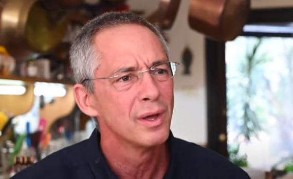 גלעד שרון במתקפה על אולמרט: "שקר מוחלט"