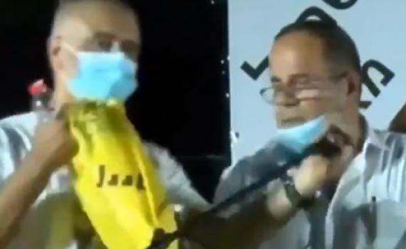 מה גרם לאב השכול לקטוע את הנאום של איוב קרא? צפו