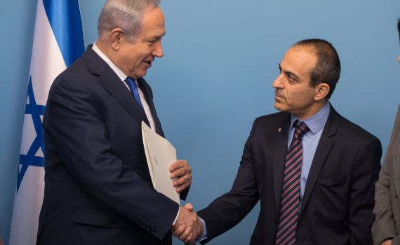 בפעם הרביעית: אושרה תכנית הרמזור של רוני גמזו