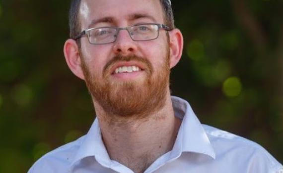 החוקר והסופר הסרוג הודיע: מפסיק לחקור ולכתוב