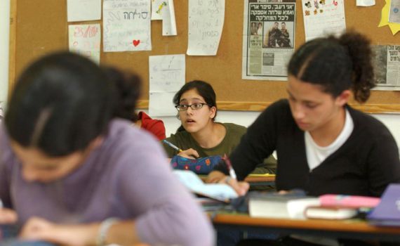 9 מתוך עשרת התיכונים המצטיינים – מהחינוך הדתי