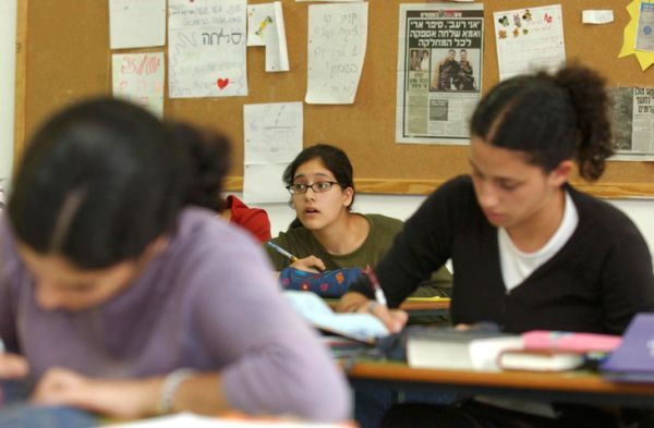 9 מתוך עשרת התיכונים המצטיינים – מהחינוך הדתי