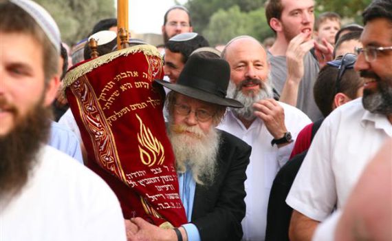 נתניהו וגנץ סופדים: "סמל למה שאנחנו צריכים היום"