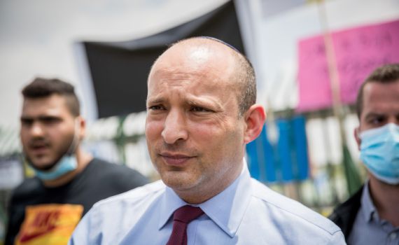 סקר מנדטים: בנט עוקף את לפיד; ימינה השניה בגודלה