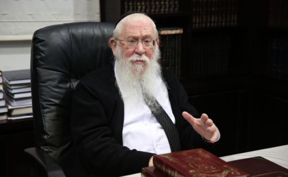 "להחרים חתונות של כלות שלומדות באקדמיה"