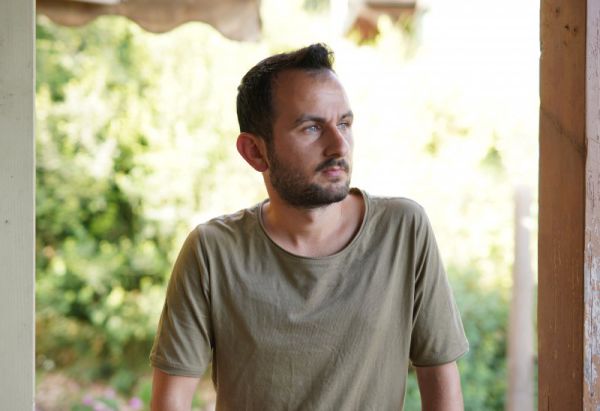 צפו: חנן בן ארי התגייס לשיר החדש של אלישיב כהן