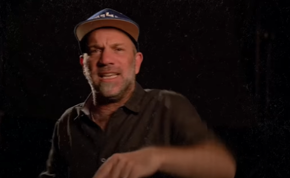 יככבו בבלפור? הדג נחש בשיר מחאה חדש. צפו