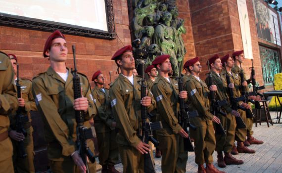 מהפכה בצה"ל: שריונר יהיה סגן מפקד חטיבת הצנחנים