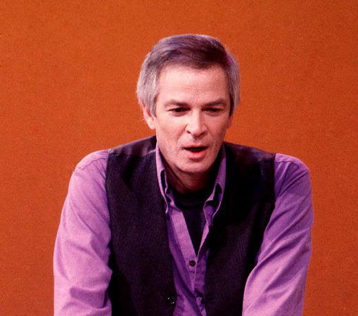 מחווה בתל אביב לזמר אריק אינשטיין