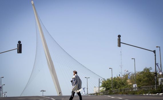 הרב פרץ: ירושלים נפגעה מהקורונה בצורה הכי קשה