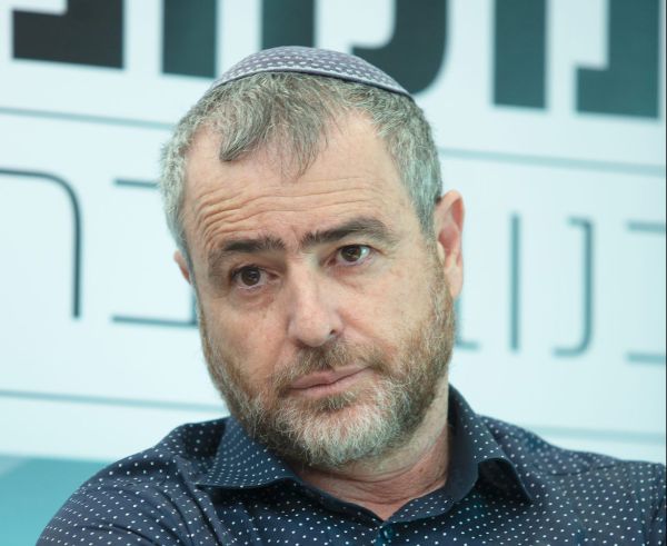 ריקלין מציע לעמית סגל לפרוש מערוץ 12