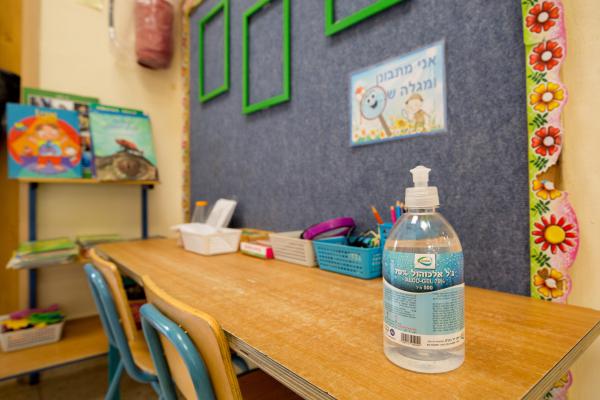 גלנט אישר: ההורים יוכלו להיכנס לגני הילדים