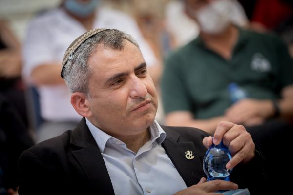 אלקין: "ומה יקרה אם סמוטריץ' 'העקשן' יסרב?"