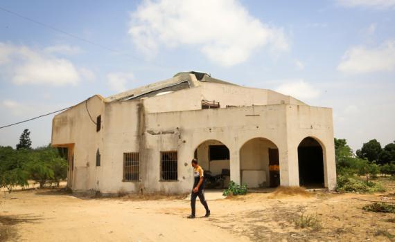 האם ניתן להקפיד יותר על שלימות העם והתורה, ופחות על שלימות הארץ?