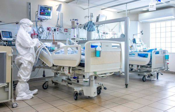 כאוס וחשש מקריסה: מנהלי בתי החולים מתריעים