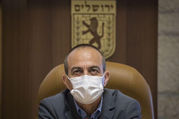 פרופ' גמזו: זה הכוח השקט שמניע את המגפה