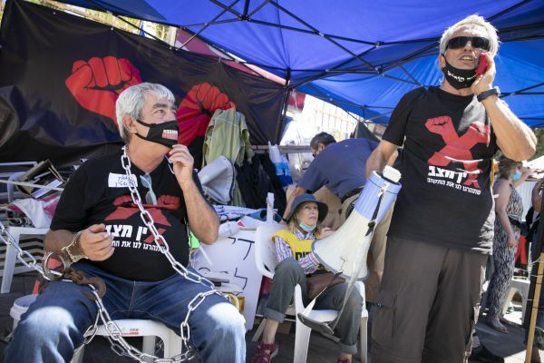 המשטרה ביקשה הרחקה כי התושב "מסתלבט בבלפור"