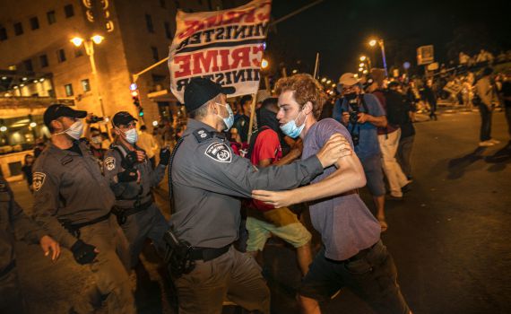 בשל הודעת היועמ"ש: קריים מיניסטר יפגינו בבלפור