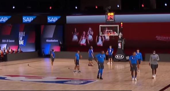 מחאה בארה"ב: השחקנים השביתו את ליגת הNBA