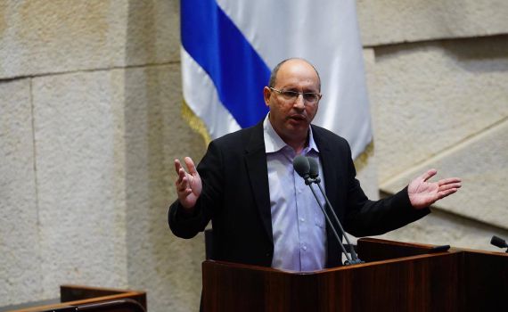 גורמים בכחול לבן: לפורשים אין מה לחפש אצלנו